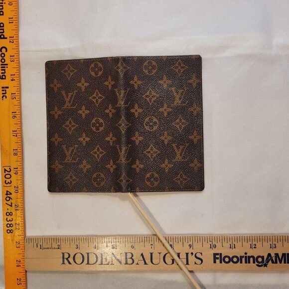 Louis Vuitton Vintage Wallet - Picture 5 of 5